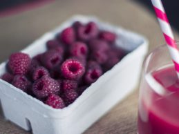 raspberries-933034_960_720